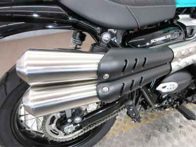 Triumph Street Scrambler 2025