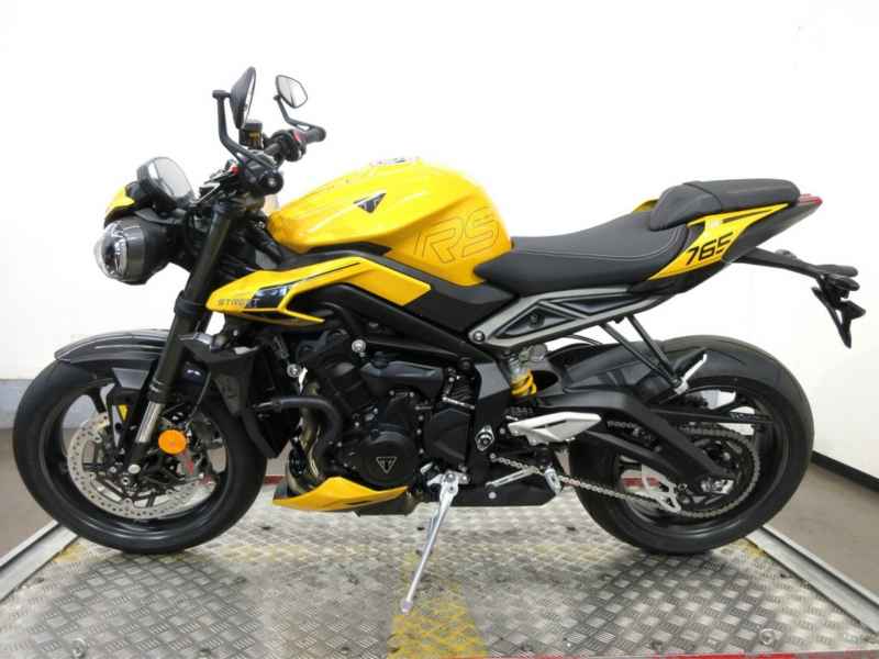 Triumph Street Triple R 2025