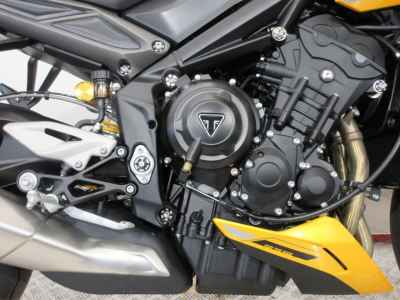 Triumph Street Triple R 2025