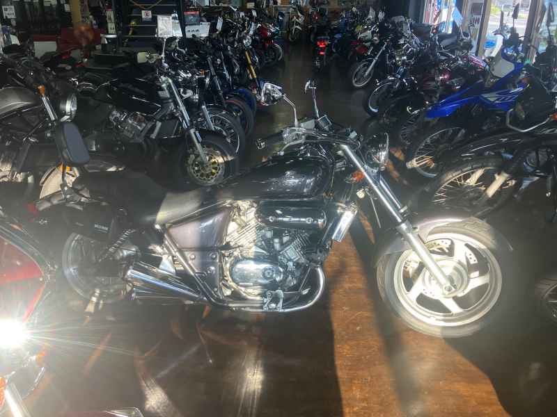 Honda V- Twin Magna