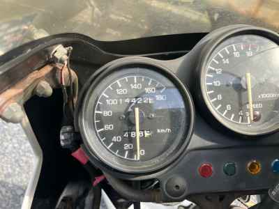 Yamaha FZR250