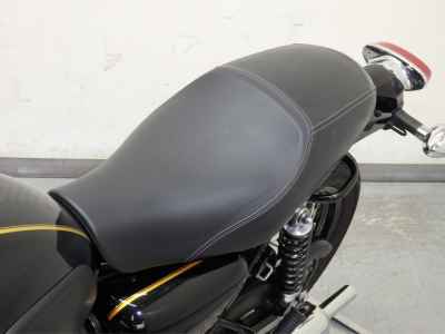 Kawasaki W800 Cafe 2022