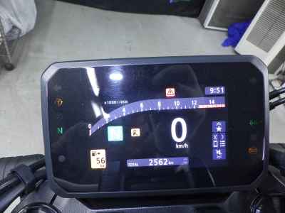 Honda CB650R E-Clutch 2024