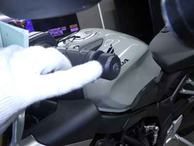 Honda CB650R E-Clutch 2024