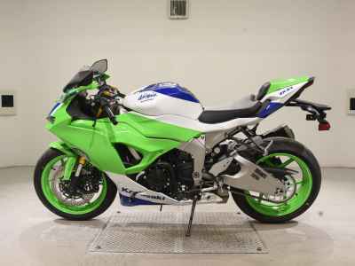 Kawasaki Ninja ZX-6R 2024