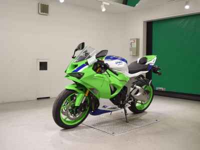 Kawasaki Ninja ZX-6R 2024