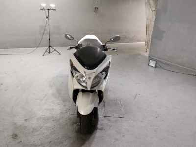 Suzuki Skywave 250S