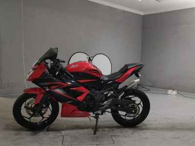 Kawasaki Ninja 250 2015