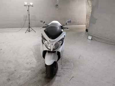 Suzuki Skywave 250S