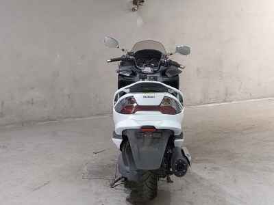 Suzuki Skywave 250S