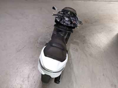 Suzuki Skywave 250S