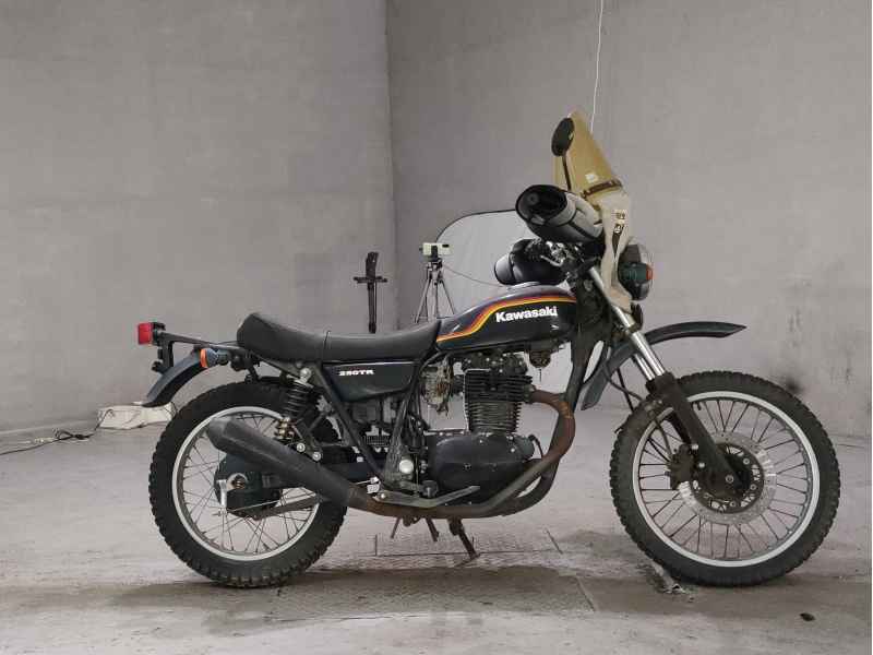 Kawasaki 250TR
