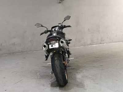 Triumph Street Triple R 2010