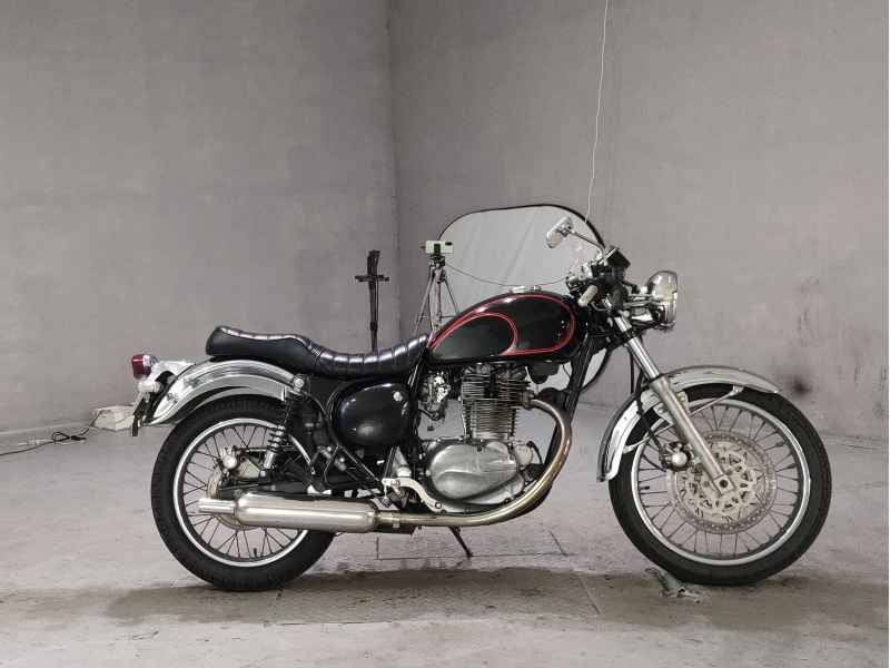 Kawasaki Estrella