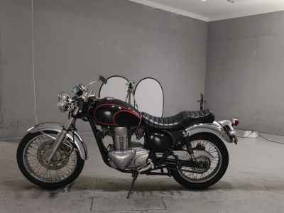 Kawasaki Estrella