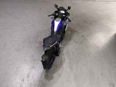 Yamaha YZF-R3 2017