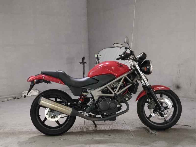 Honda VTR250 2013