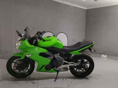 Kawasaki Ninja 400R 2011