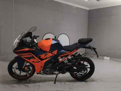 KTM RC 390 2022