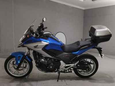 Honda NC750X 2016
