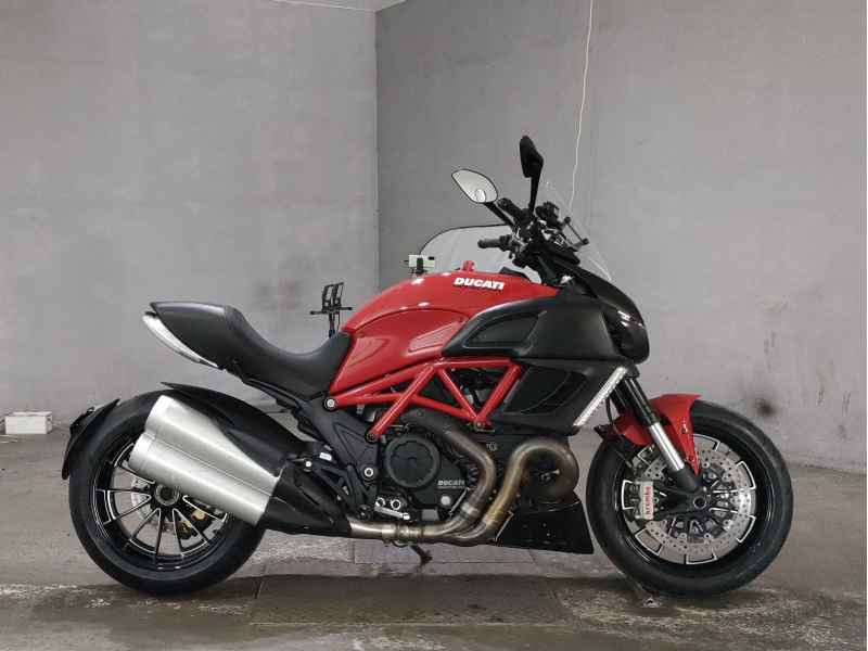 Ducati Diavel 2011