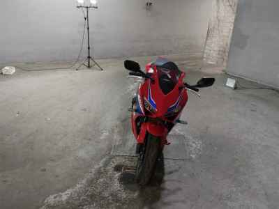 Honda CBR650F 2024