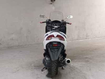 Suzuki Burgman 400
