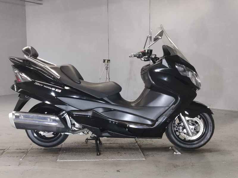 Suzuki Skywave 250S