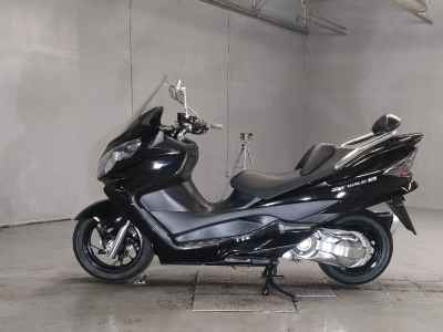Suzuki Skywave 250S