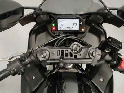 Yamaha YZF-R25