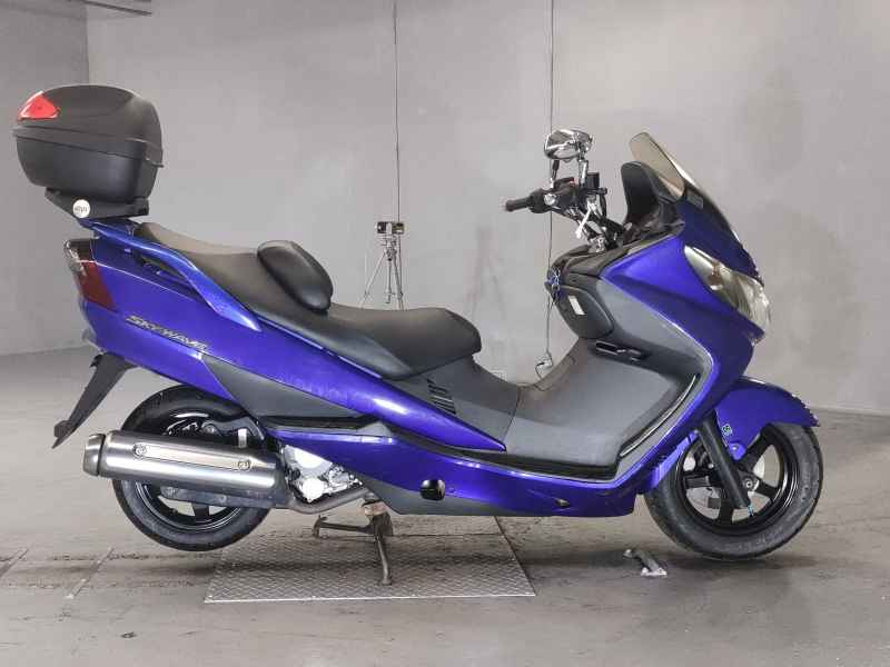 Suzuki Skywave 250S