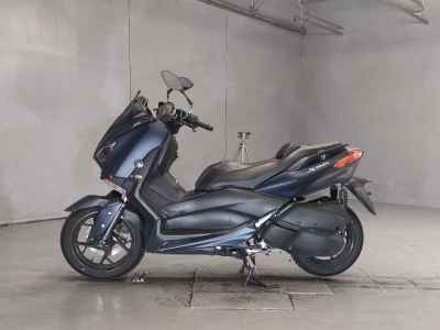 Yamaha XMAX 250