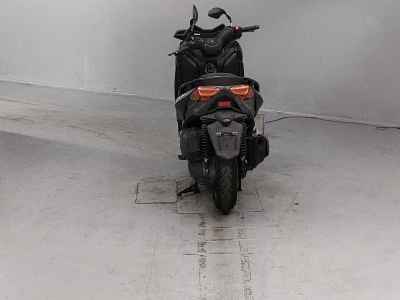 Yamaha XMAX 250