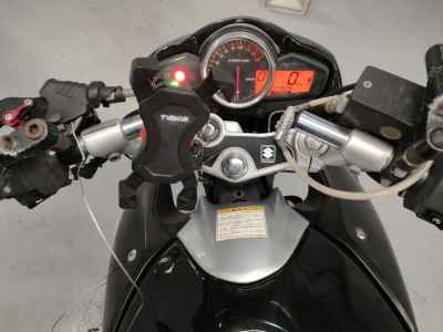 Suzuki GSR250