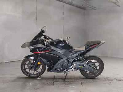 Yamaha YZF-R25