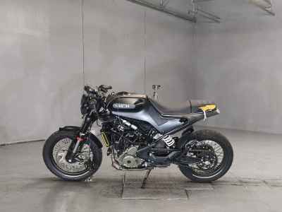 Husqvarna Svartpilen 401 2023