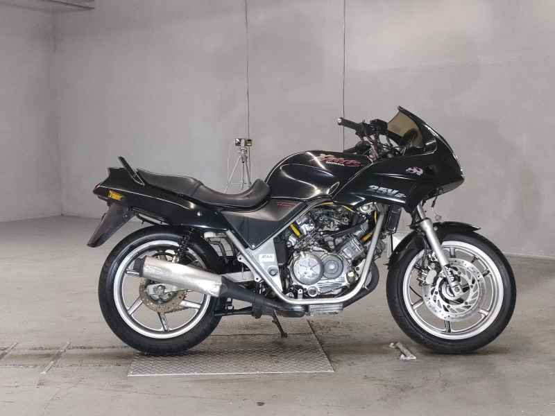 Honda VT250 Spada