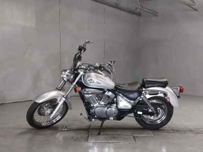 Suzuki Intruder 250LC
