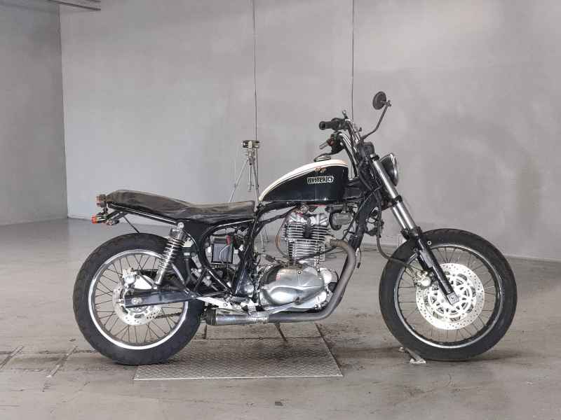 Kawasaki Estrella