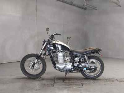 Kawasaki Estrella