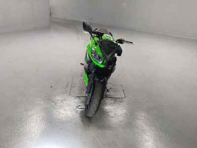 Kawasaki Ninja 400R 2012