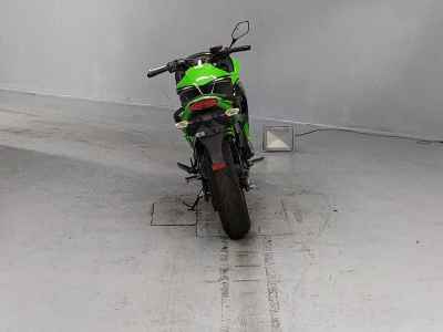 Kawasaki Ninja 400R 2012