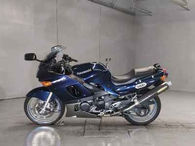 Kawasaki ZZR400 2006