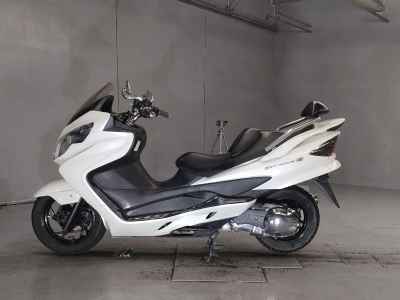 Suzuki Skywave 250S
