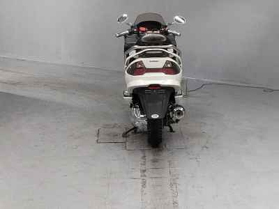 Suzuki Skywave 250S