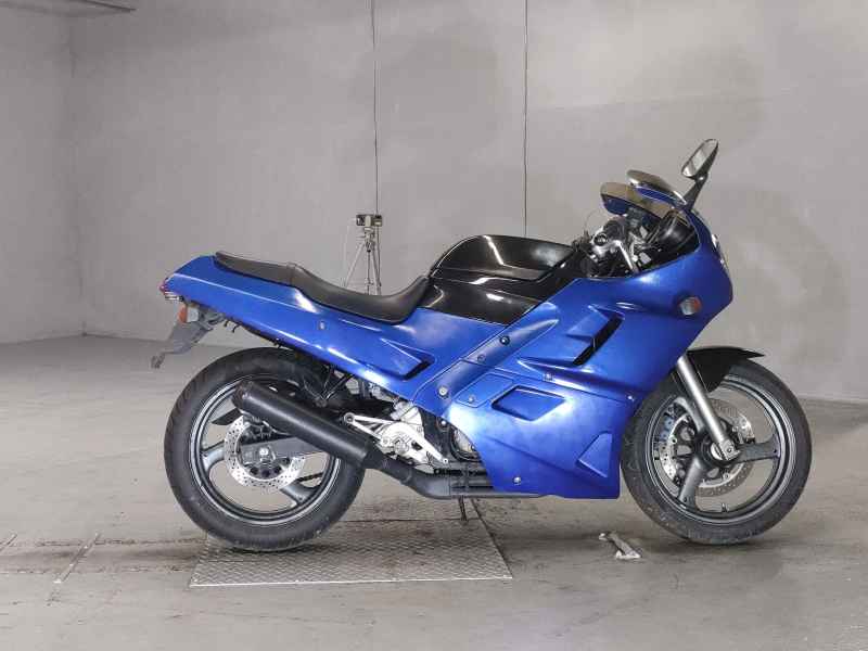Suzuki ACROSS