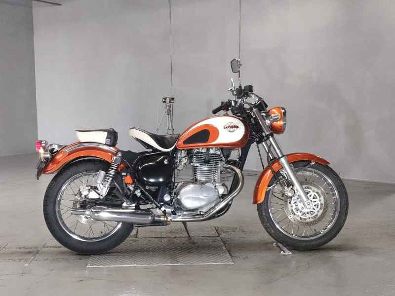 Kawasaki Estrella