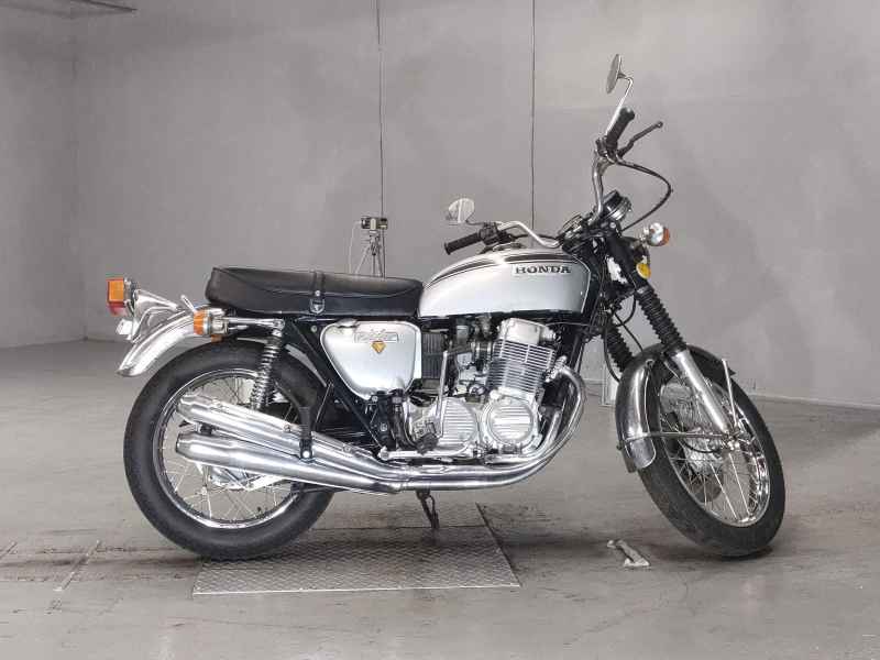 Honda CB750F 2023