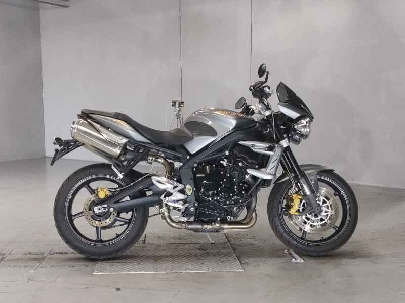 Triumph Street Triple R 2010
