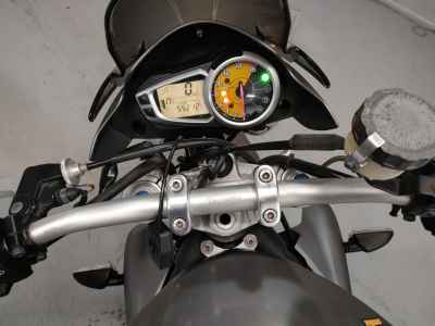 Triumph Street Triple R 2010